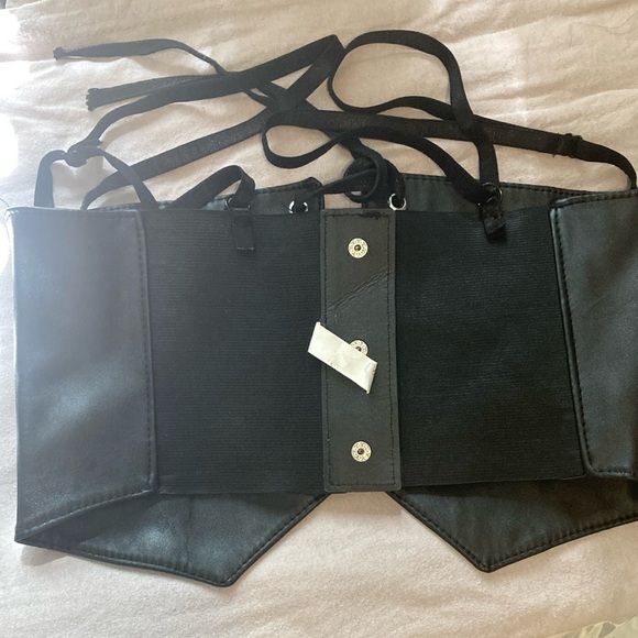 Black Lace-Up Corset Belt - Picture 3 of 3